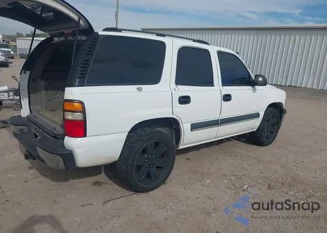 2004 Chevrolet Tahoe Ls z USA, uszkodzony, nr VIN 1GNEC13V14R107576